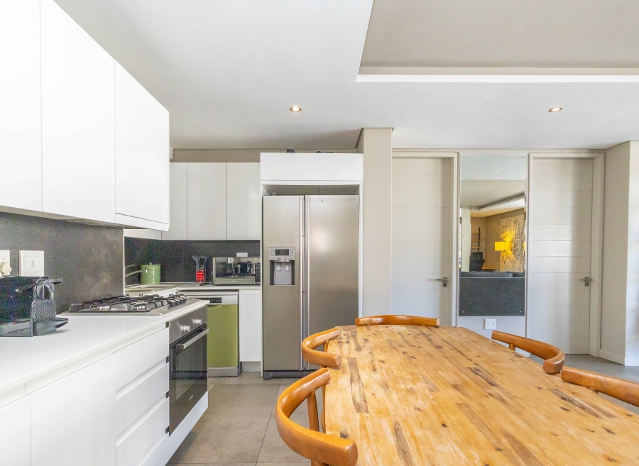 2 Bedroom Property for Sale in Gardens Western Cape